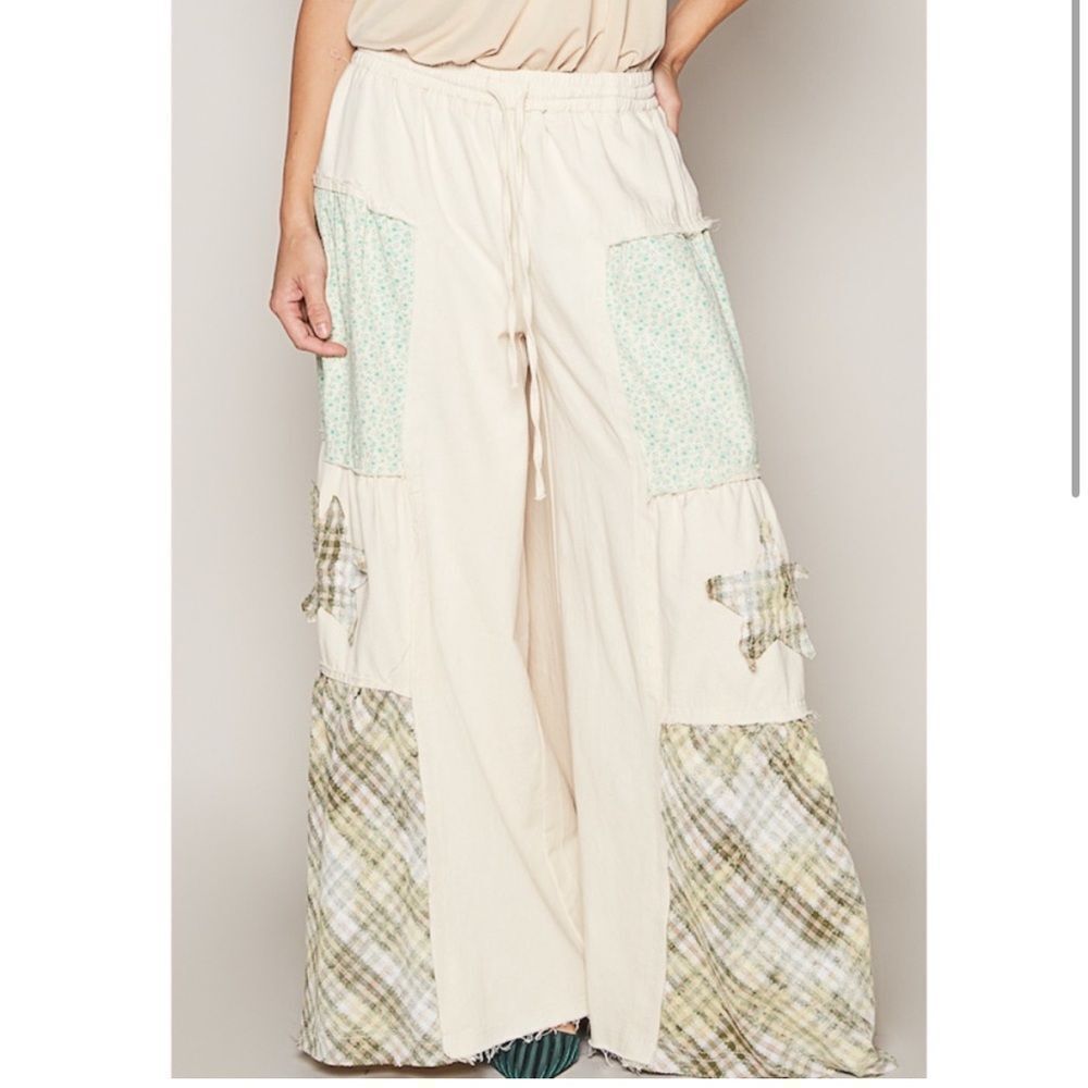 New POL “The Brielle" Oatmilk Wide Leg Plaid Star Pants Jeans - Picture 4 of 4